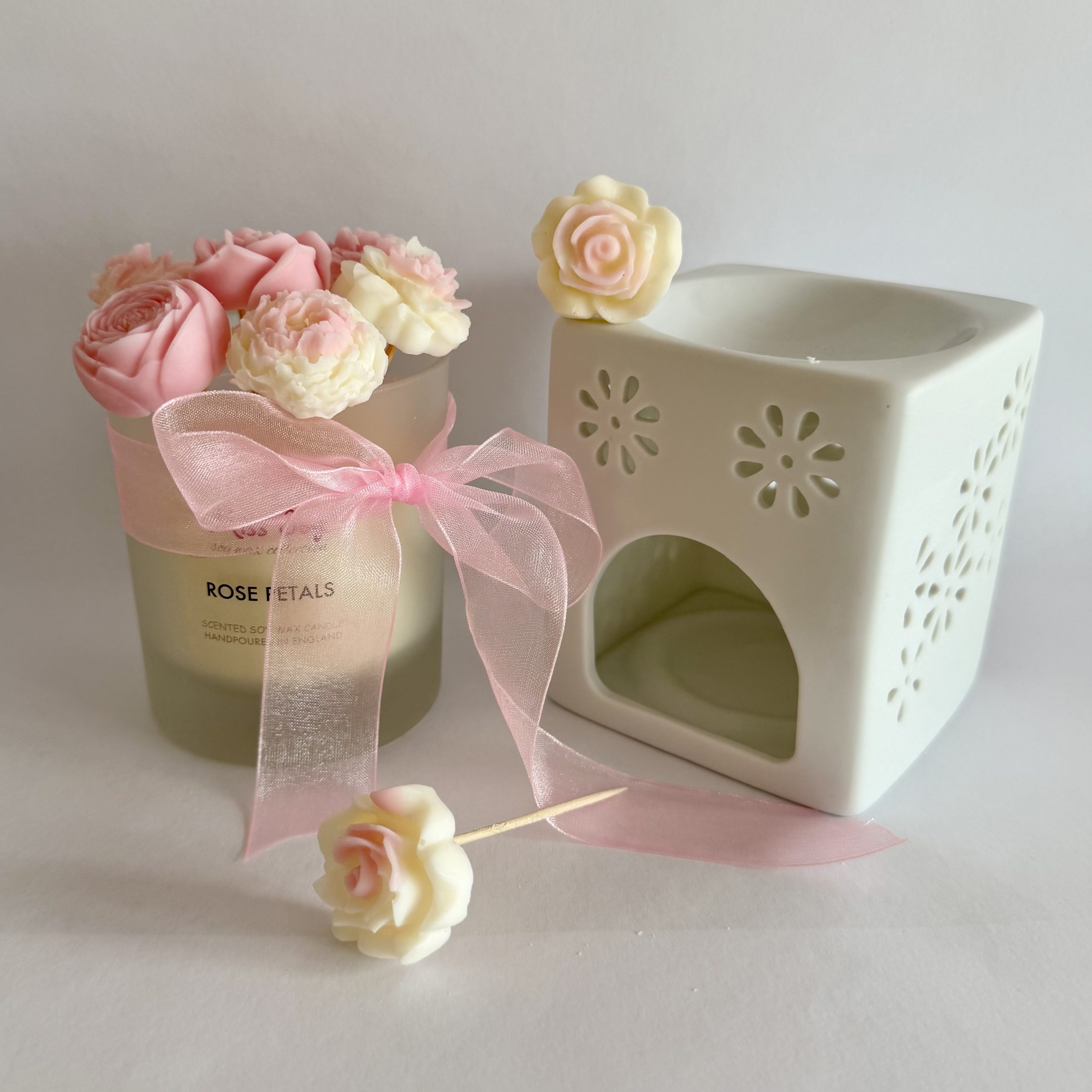 Two-in-One Luxury Soy Wax Candle with Melt Picks - Rose Petals