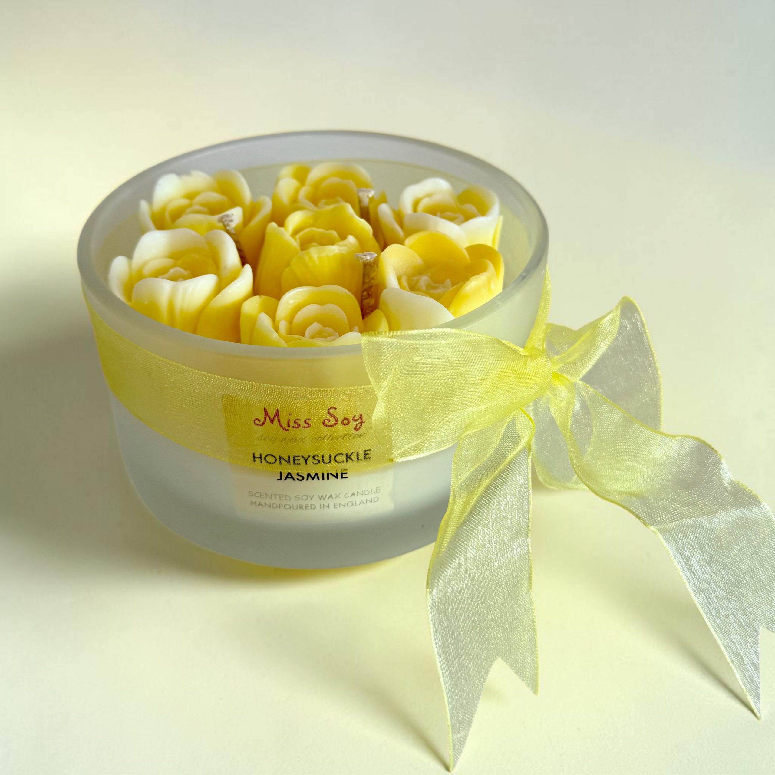 Miss Soy Ltd - 50cl frosted glass with tulips