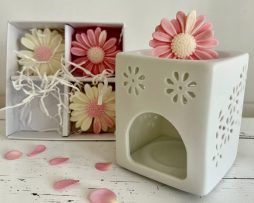 Miss Soy - soy wax melt - daisy - rose petals