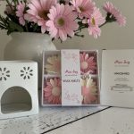 Luxury Soy Wax Daisy Melt Gift Box - Rose Petals