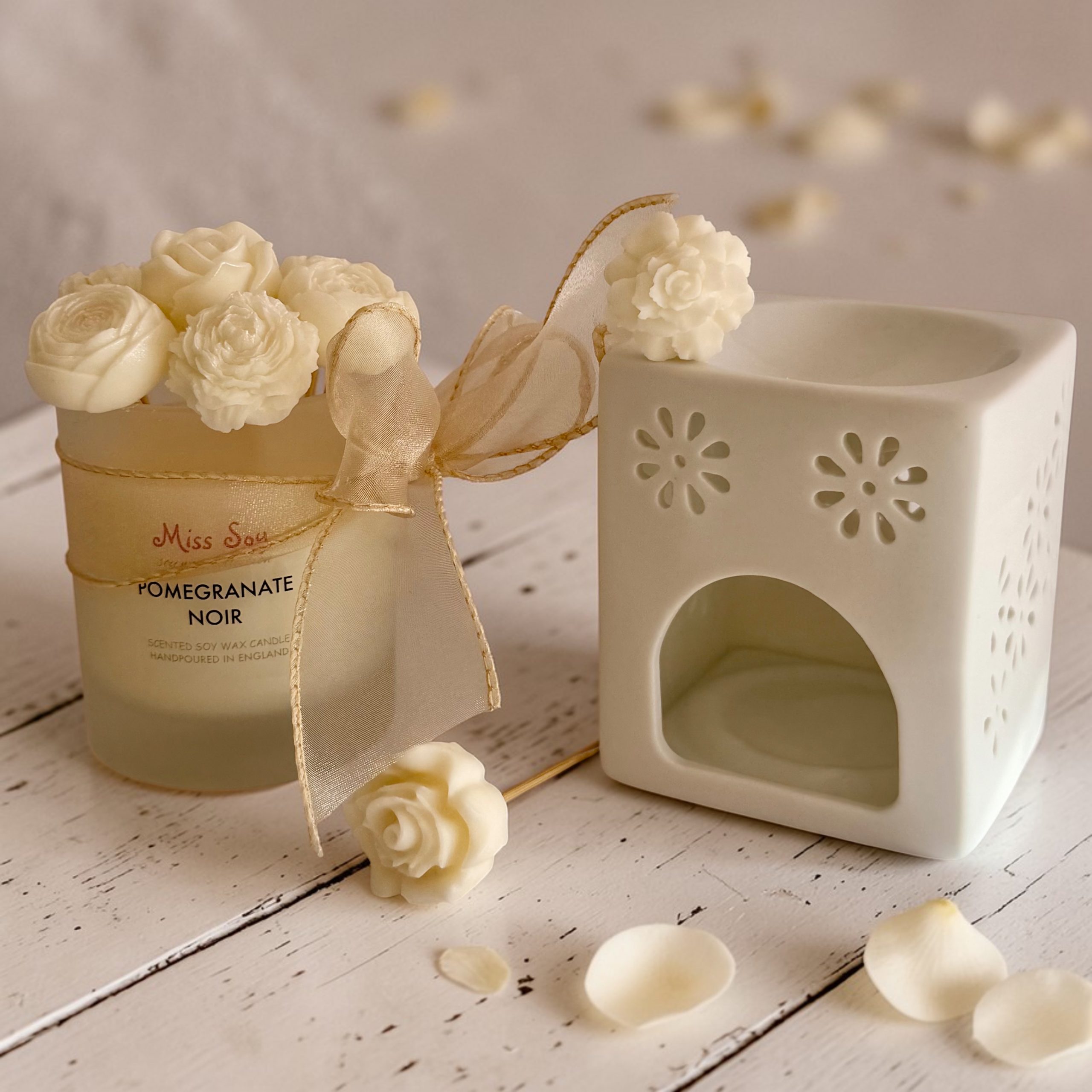 Two-in-One Luxury Soy Wax Candle with Melt Picks - Image 4